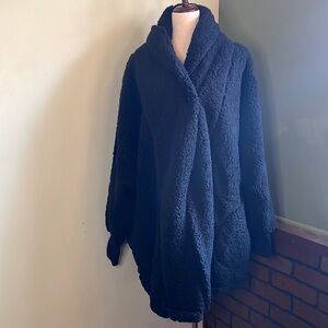 XL/1X Bumblebella by Jill Marin Sherpa Shawl C06 6376